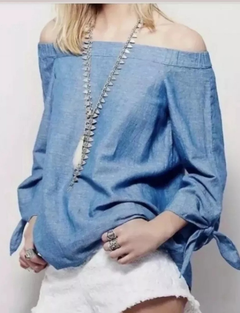 Free People show me some shoulder top